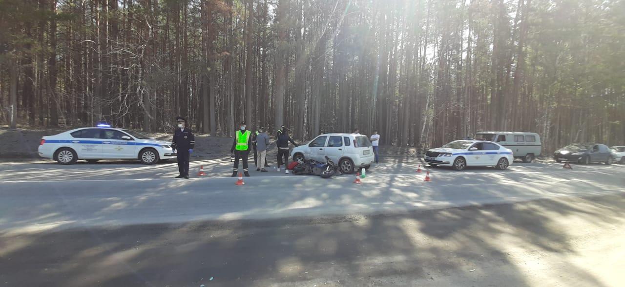 Фото 62-летний водитель мопеда погиб после столкновения с Suzuki в Новосибирске 2
